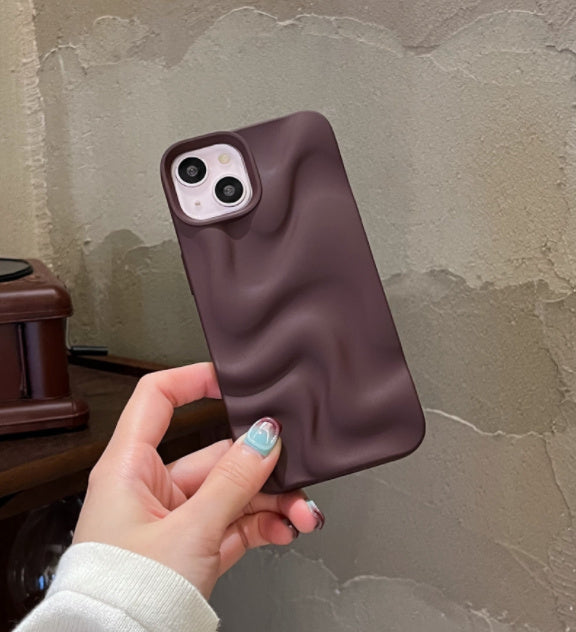 Wave Wonder III: Three-Dimensional Pleated Ripple Phone Case