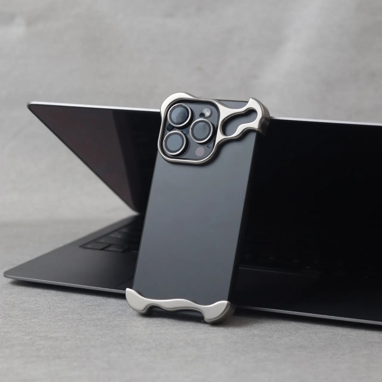 Alloy Armor: Zinc Alloy Protective Case