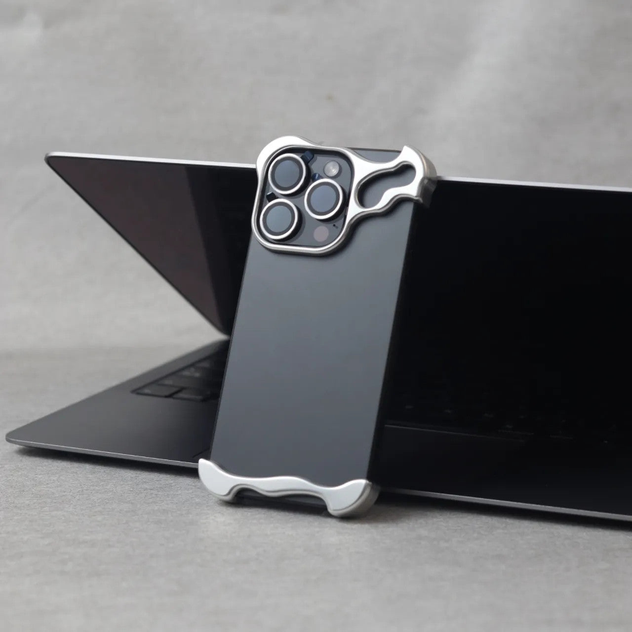 Alloy Armor: Zinc Alloy Protective Case