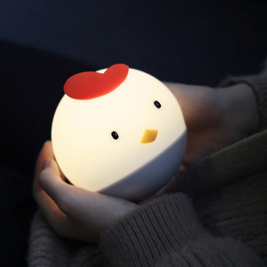 Clucky Glow: Hen-Shaped LED Nightlight