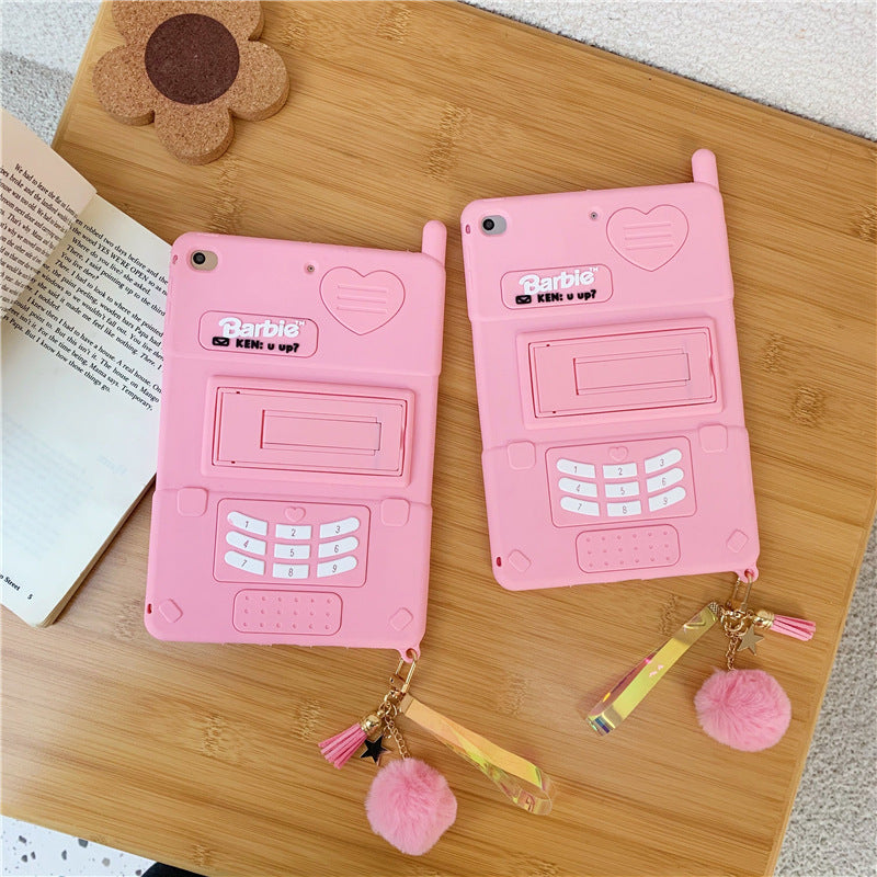 Barbie's Retro Elegance: Large Protective iPad Cover