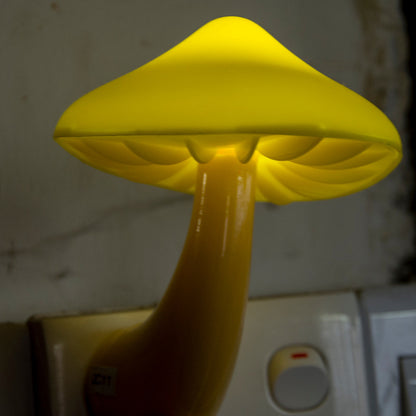 Mushroom Magic: LED Wall Socket Sensor Night Light