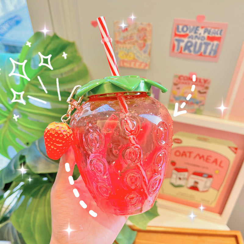 Berry Sip: 500ml Kawaii Strawberry Water Bottle