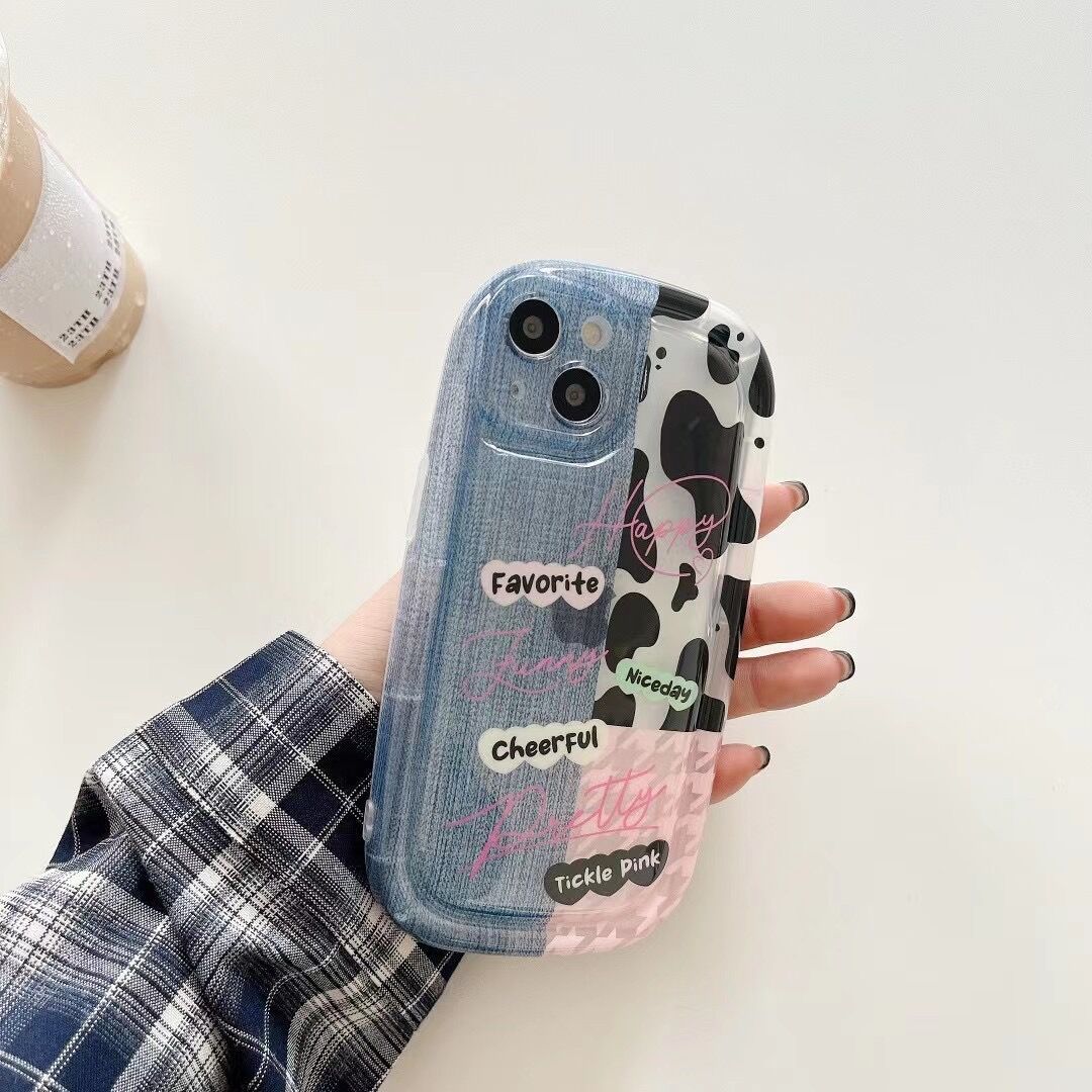 Chic Moo Patchwork: Playful Oval Phone Case