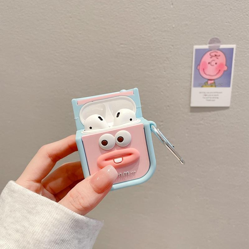 Chuckle Bites: Quirky Sausage-Shaped Earphone Sleeves