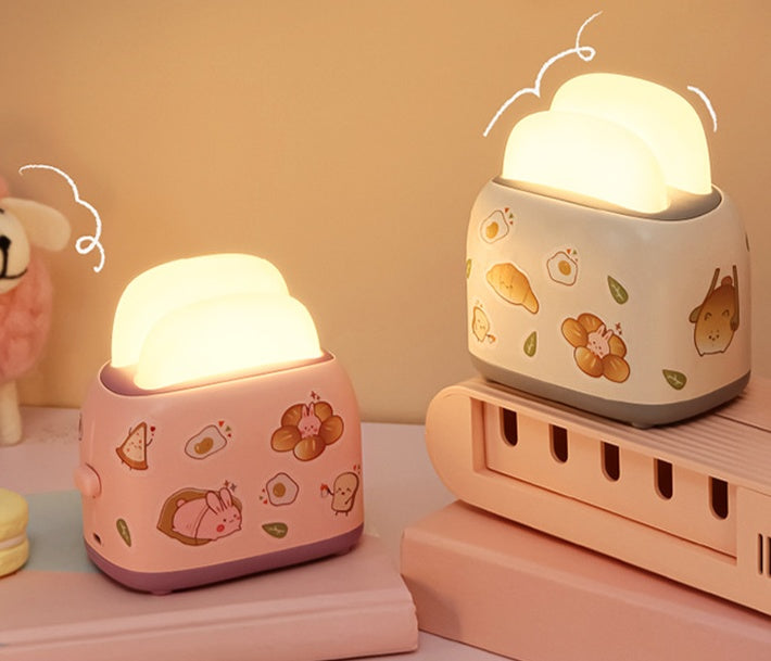 Toasty Glow: Cute Toaster-Shaped USB Night Light