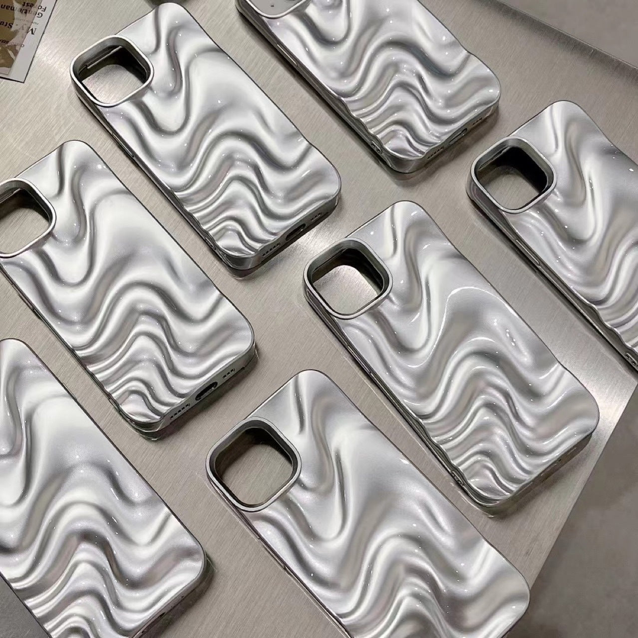 Wave Wonder I: Three-Dimensional Pleated Ripple Phone Case