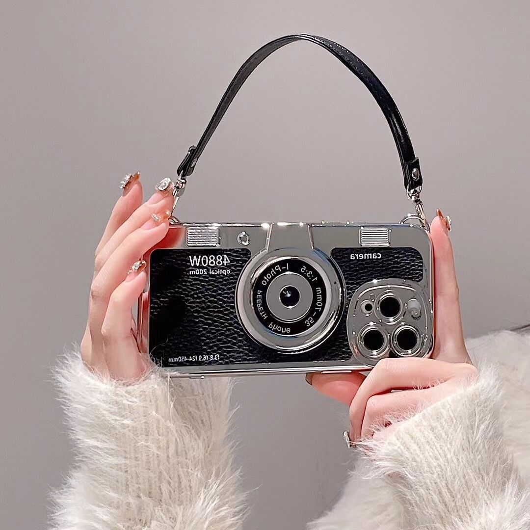 Snapshot Style: Camera-Inspired Handbag Phone Case