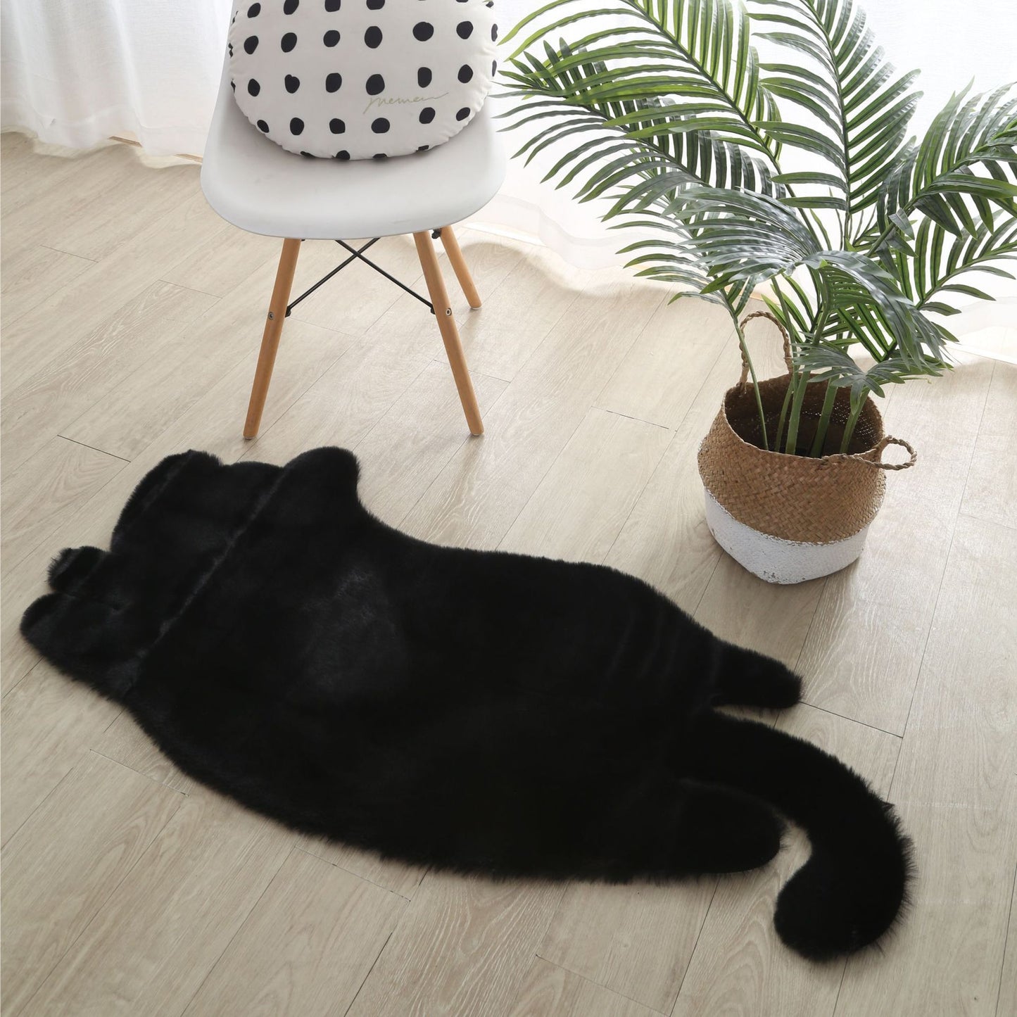 Purr-fect Paws: Soft, Cat-Shaped Bedroom Floor Mat