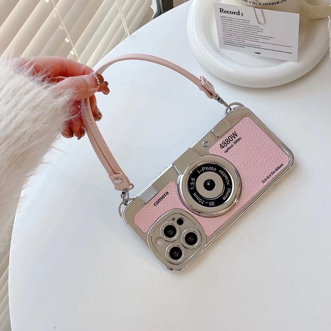 Snapshot Style: Camera-Inspired Handbag Phone Case